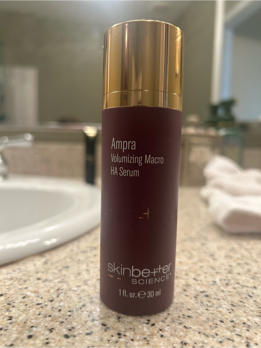AMPRA VOLUMIZING MACRO HA SERUM